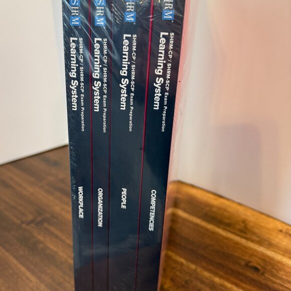 2024 SHRM Learning System *New In Plastic* - Picture 2 of 3